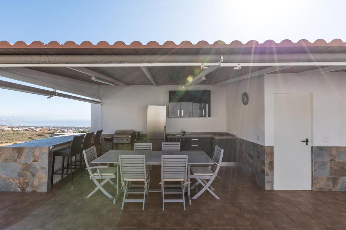 Jvg Villas - Villa Carolina Guimar Bagian luar foto